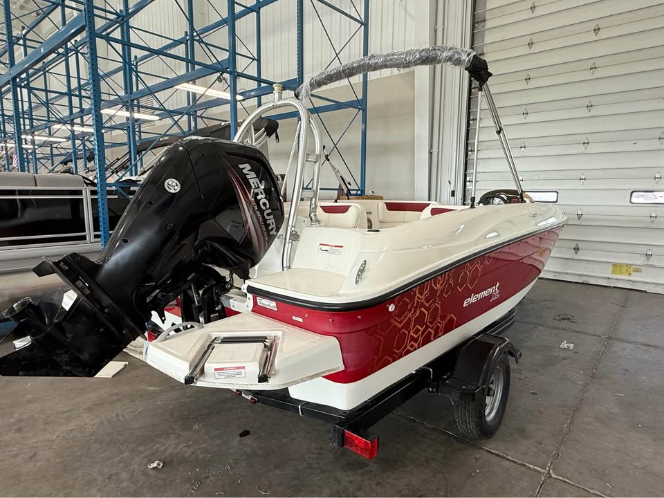 Can A Jeep Pull A Bayliner Element