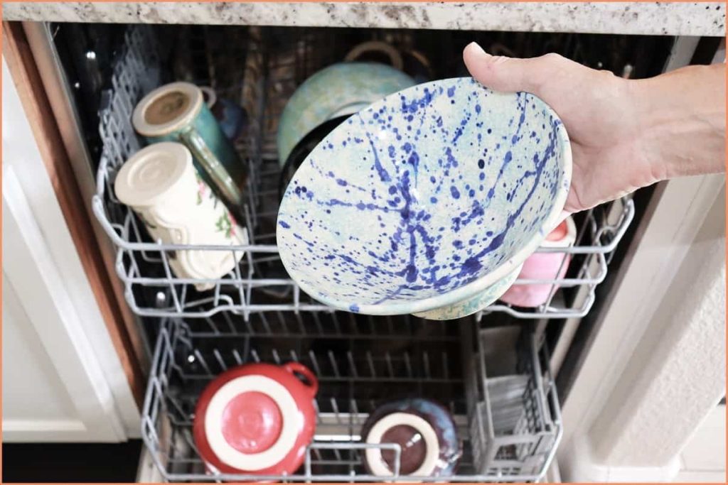 Can Porcelain Go in the Dishwasher