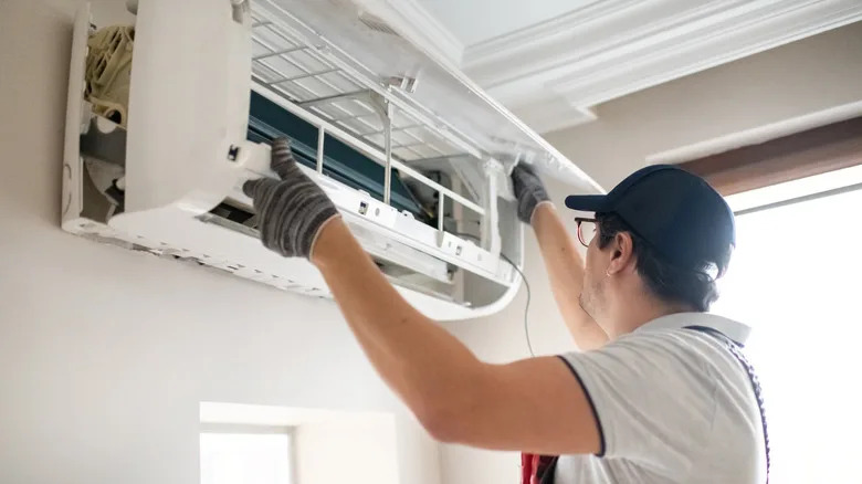 Does Landlord Have to Fix Air Conditioner