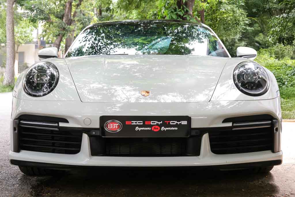 Does Nissan Own Porsche