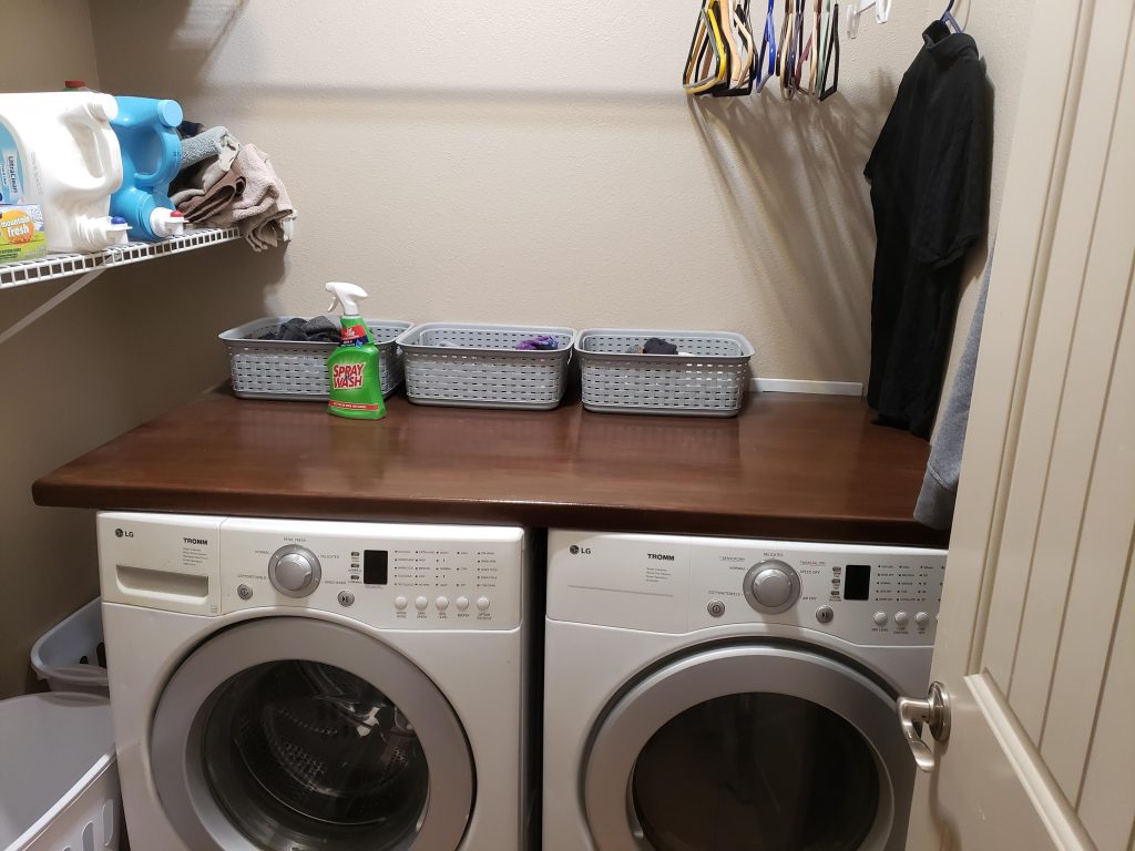 Does the Washer Or Dryer Go on Top