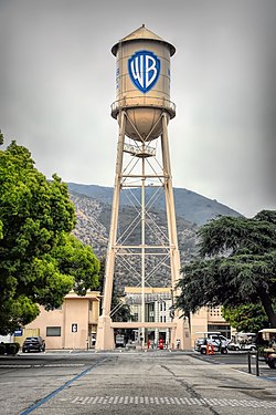 How Do Water Towers Not Freeze