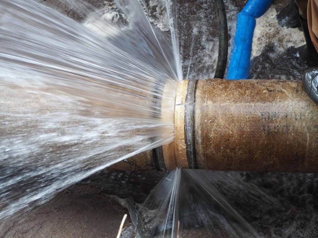 How Long Does It Take for Water Pipes to Freeze