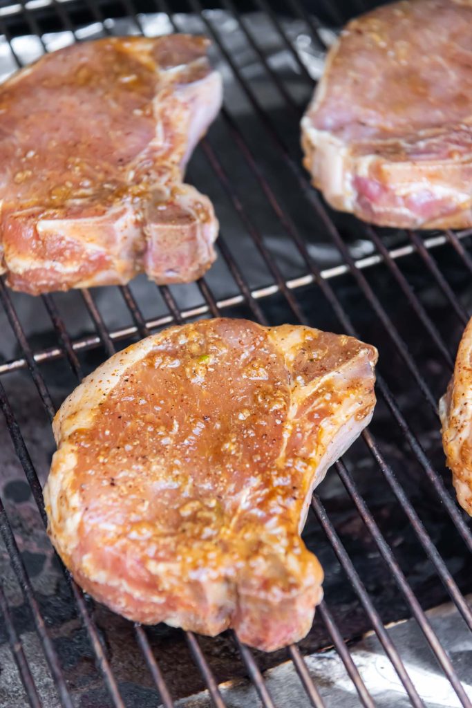 How Long to Grill Pork Chops on Charcoal Grill