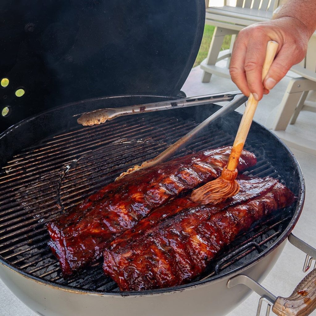 How Long to Grill Pork Ribs on Charcoal Grill