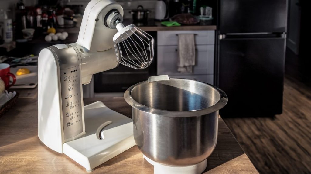 How to Adjust Bowl Height on Kitchenaid Mixer