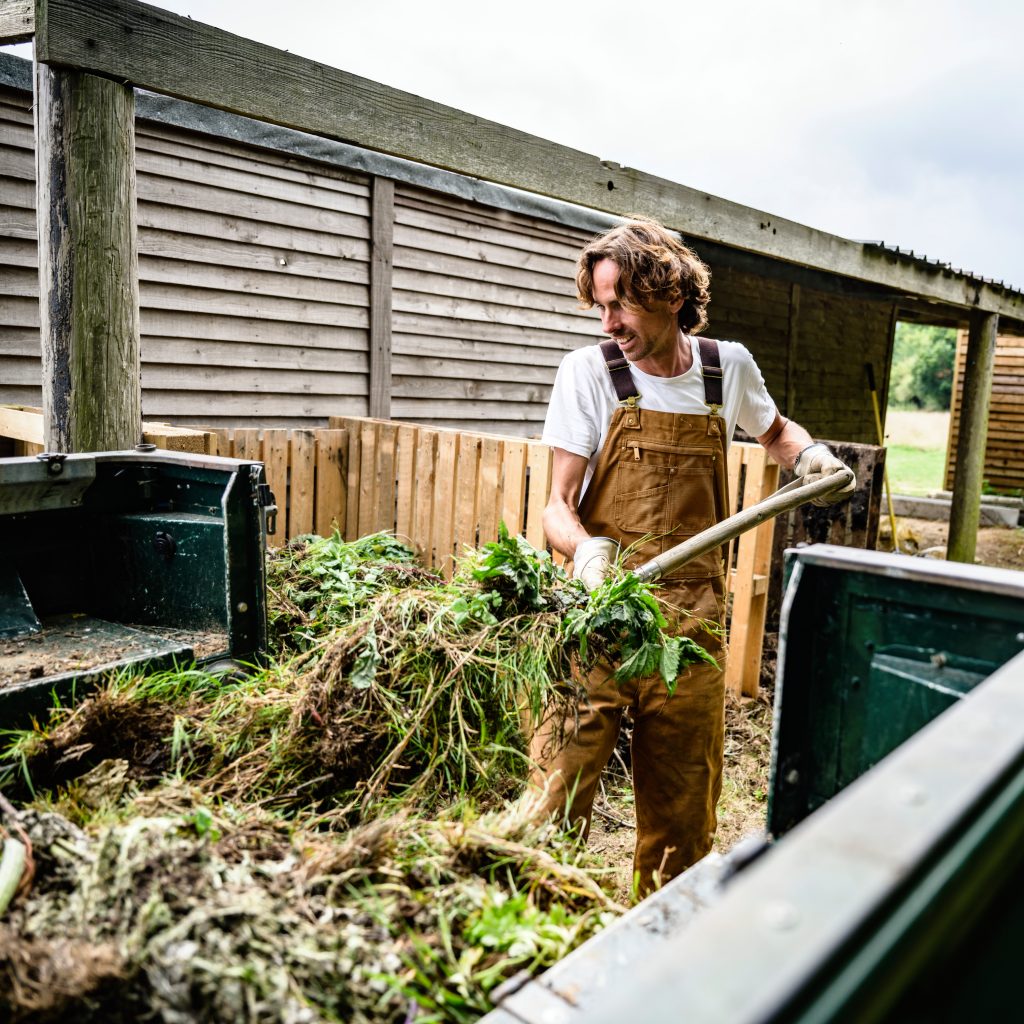 How to Clean a Compost Bin