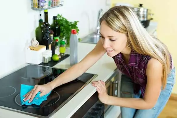How to Clean Flat Cooktop Stove