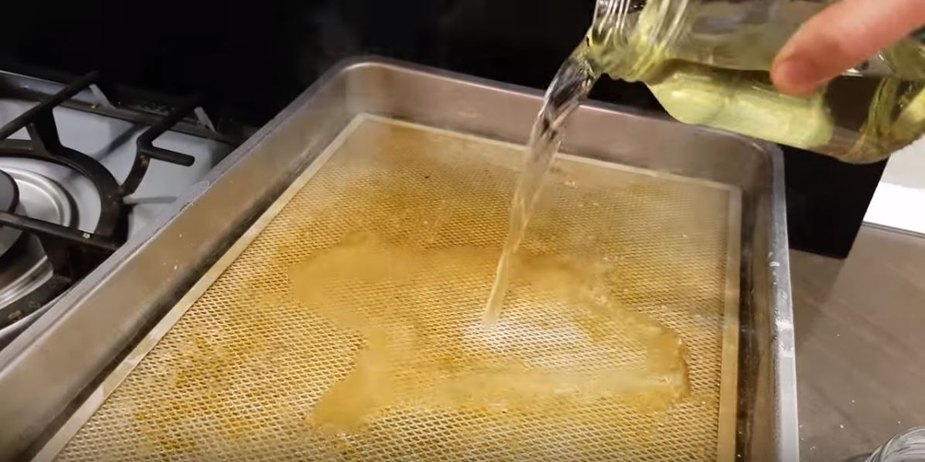 How to Clean Range Hood Filter