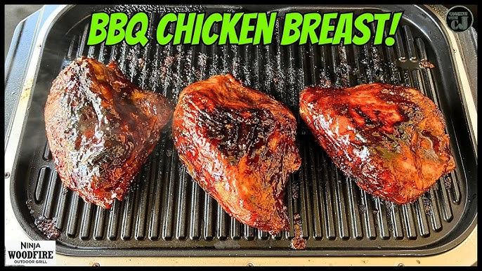 How to Cook Chicken Breast on a Charcoal Grill