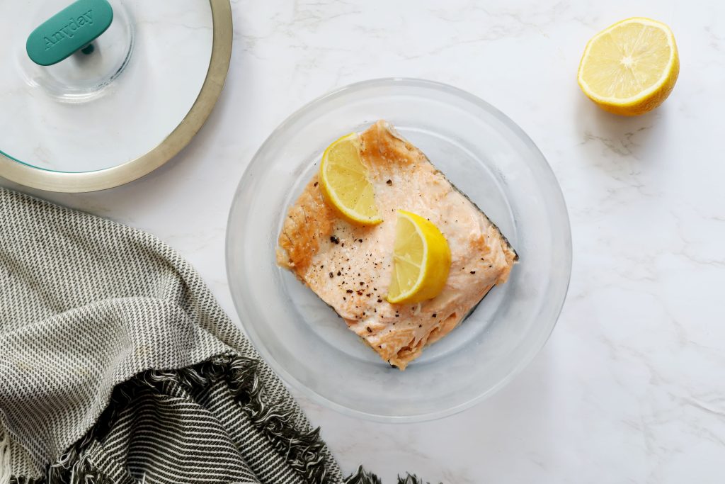 How to Cook Fish in a Microwave Oven