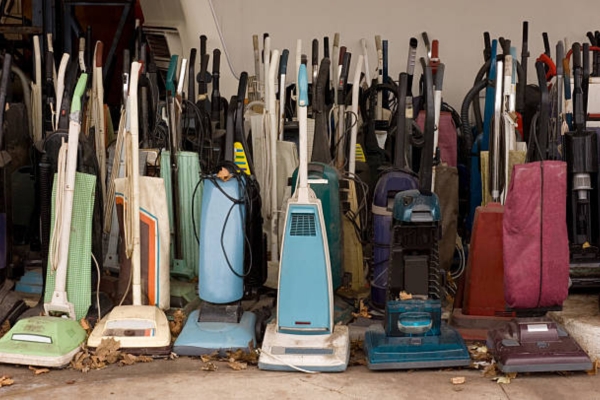 How to Dispose of an Old Vacuum Cleaner