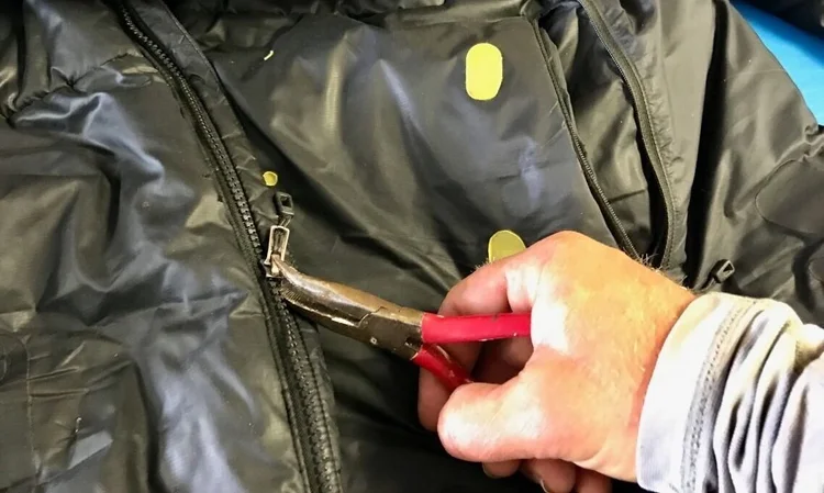 How to Fix a Sleeping Bag Zipper