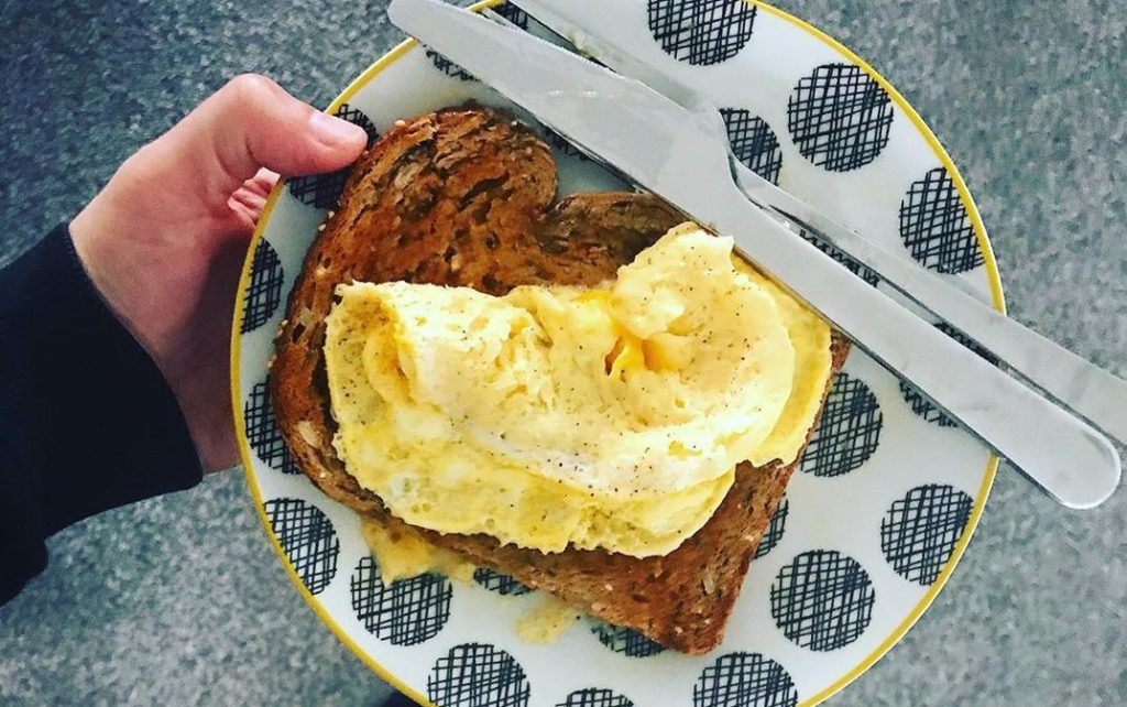 How to Fry Egg in Microwave Oven