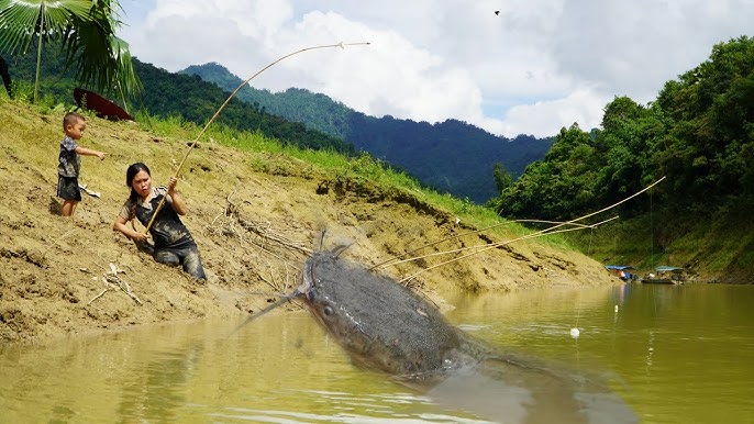 How to Make a Fishing Rod in the Forest