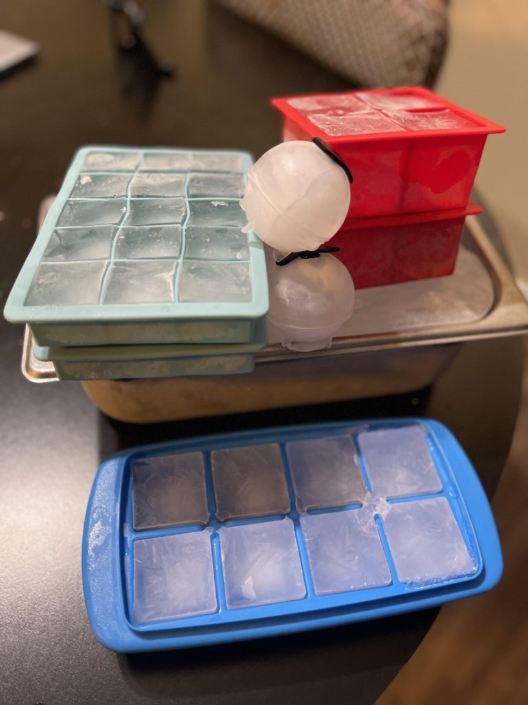 How to Make an Ice Box at Home
