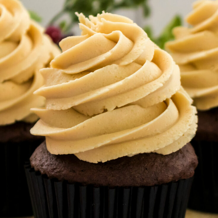 How to Make Ginger Icing