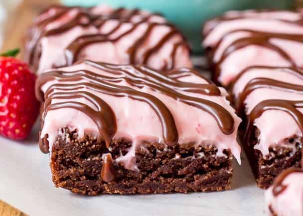 How to Make Icing for Brownies