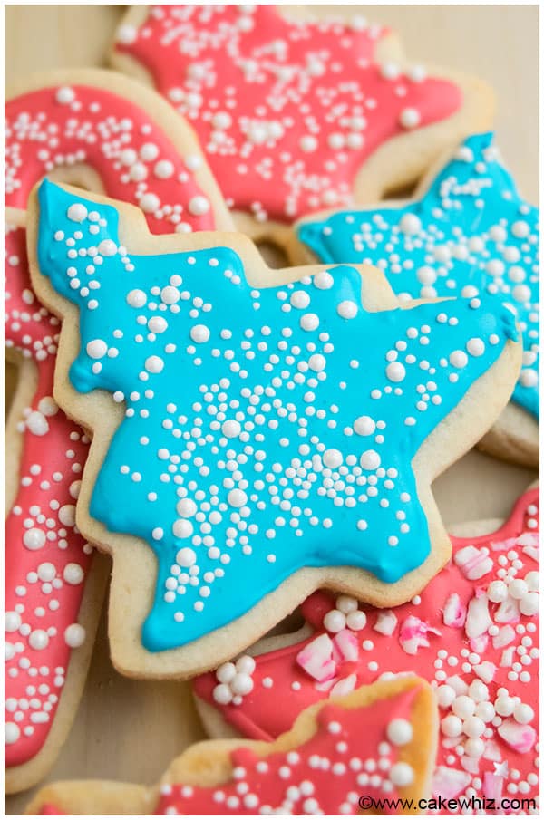 How to Make Royal Icing Without a Mixer