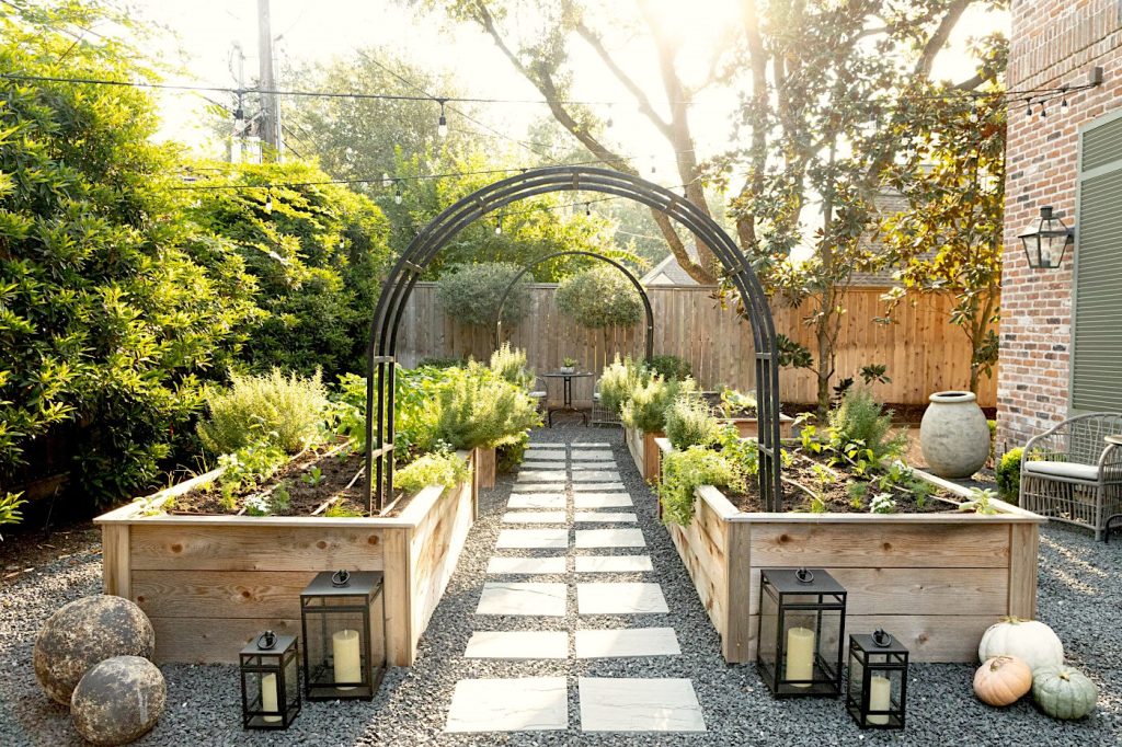 How to Till Raised Garden Beds