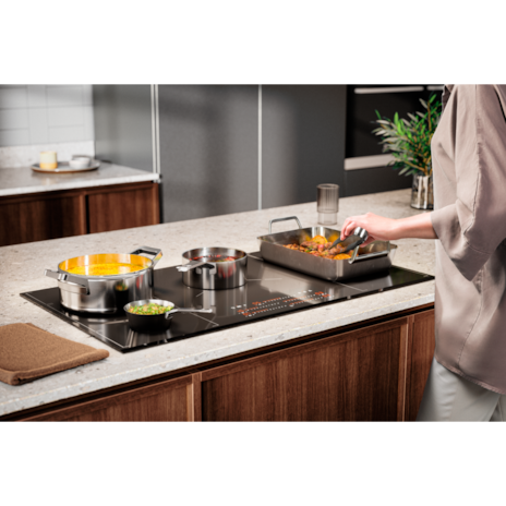 How to Use Electrolux Induction Cooktop