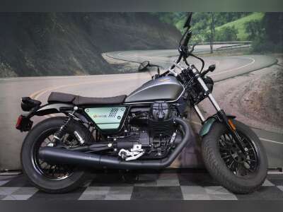 Moto Guzzi V9 Roamer Centenario