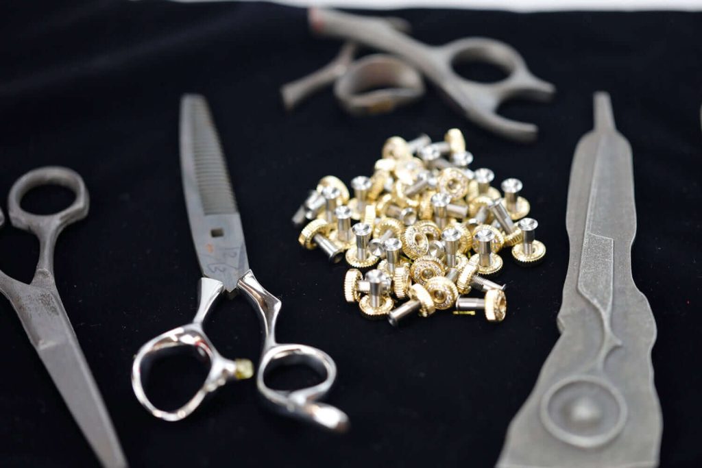 What Advantage Do Forged Shears Have Over Cast Shears