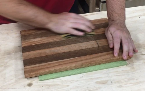 What Grit Sandpaper for Cutting Board
