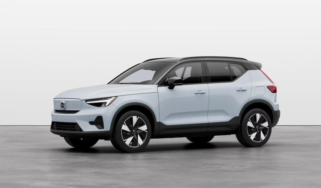 What Is Volvo Xc40 Comparable To