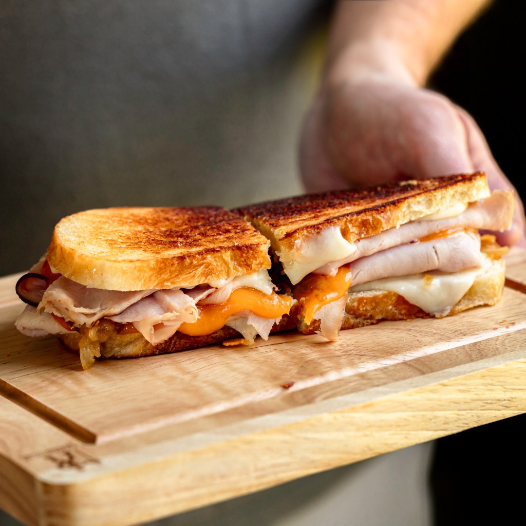 Which Cutting Board is Used When Tearing Bacon for Sandwiches