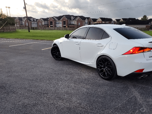 Why Are Lexus Is 250 Tires Different Size