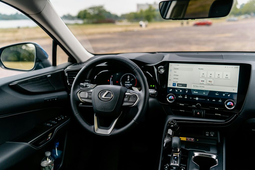 Why Is My Lexus Beeping When I Open The Door